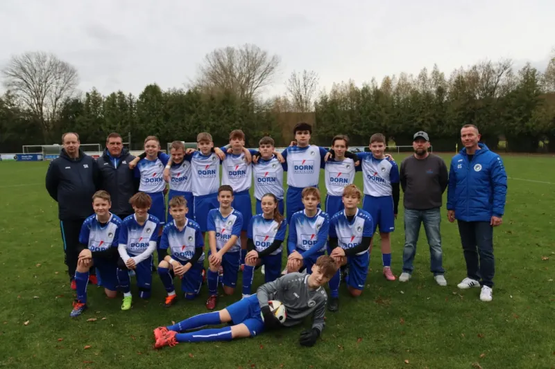 Neue Trikots für unsere C-Junioren